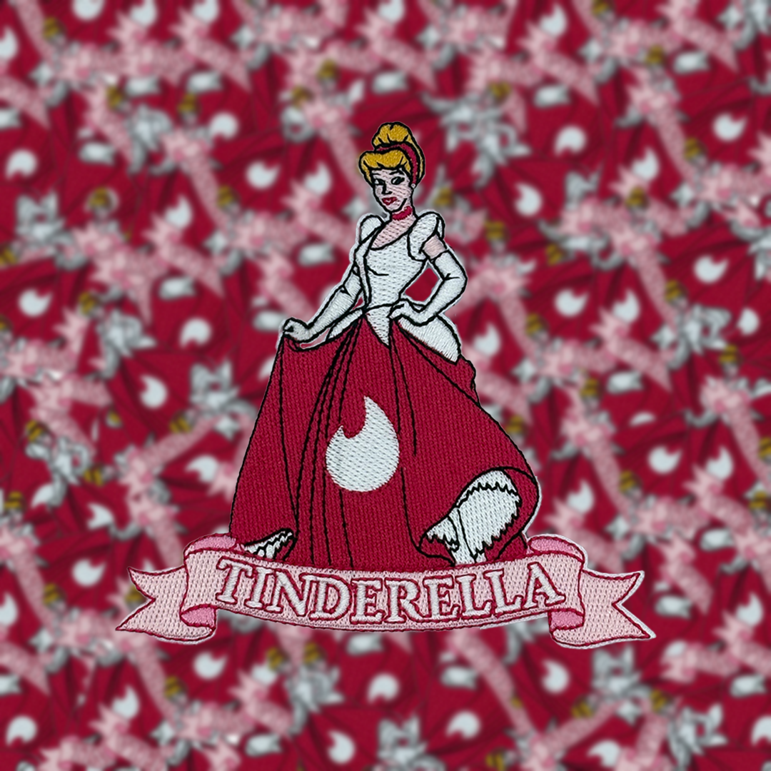 PRE-ORDER Carnavalsembleem Tinderella