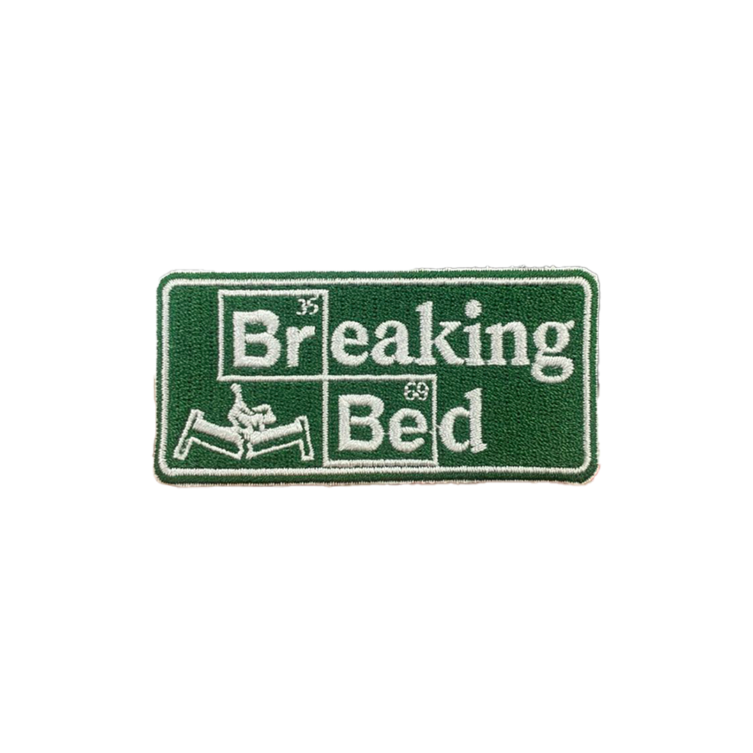 PRE-ORDER Carnavalsembleem Breaking Bed